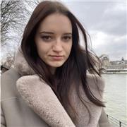 Je parle anglais pour 12 annes, mon niveau est C1 Cambridge exam. J’habité à Londres ou j’ai perfectionné mon anglais en plus. J’ai aussi enseigne l’anglais des différentes personnes